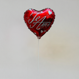 Balão em Formato de Coração (tamanho M)