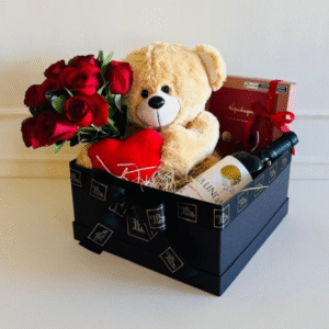 Chil Box Quadrada G Rosas Vermelhas, Chocolate, Urso Baby e Vinho