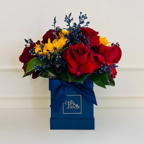 Chil Box Quadrada P Girassol e Rosa Vermelha