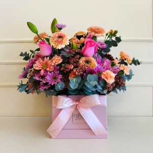 Chil Box Quadrada M Gerbera, Lirio e Rosa Cor-de-rosa